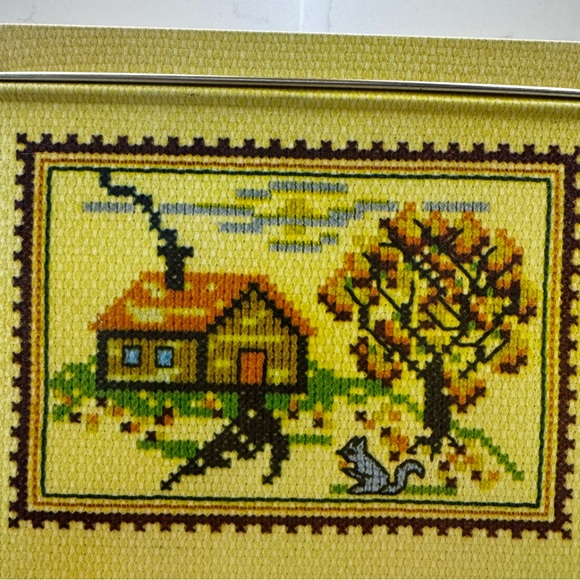 Home Sweet Home Square Tin, Vintage Cross-Stitch Style Home Sweet Home Container - Picture 2 of 9